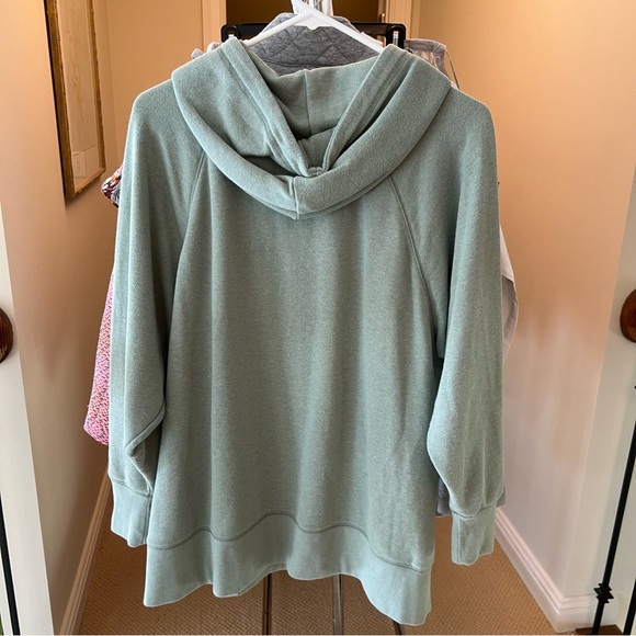 Aerie sweatshirt - Picture 4 of 4